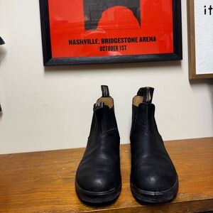 Classic Black Chelsea Blundstone Boots